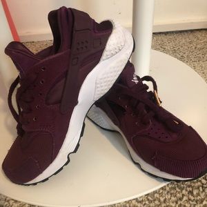 Purple Nike Hurache like new!